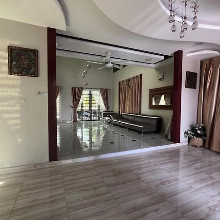 Nurbayu Chalet, Kemaman Kuantan Extérieur photo