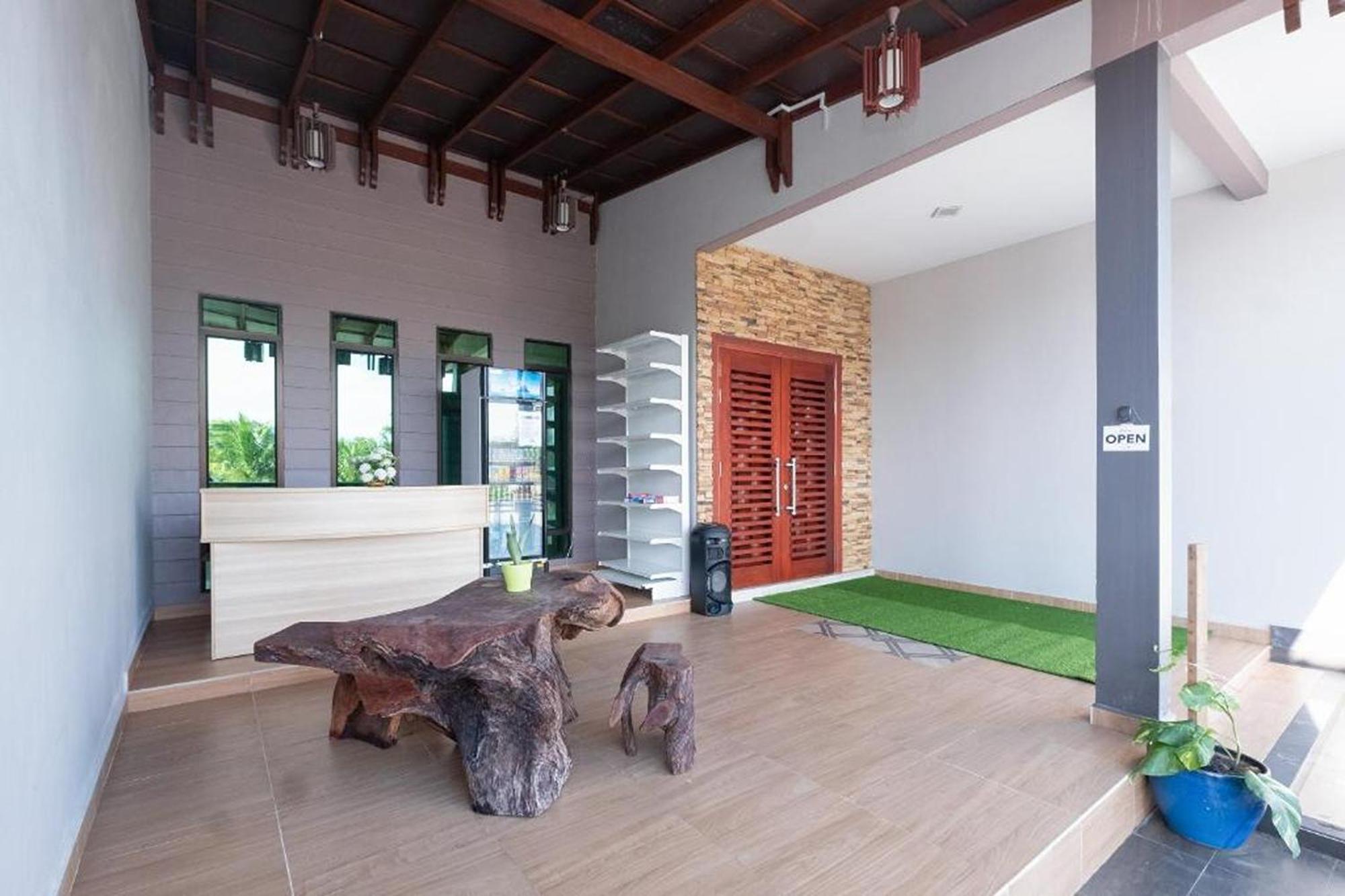 Nurbayu Chalet, Kemaman Kuantan Extérieur photo