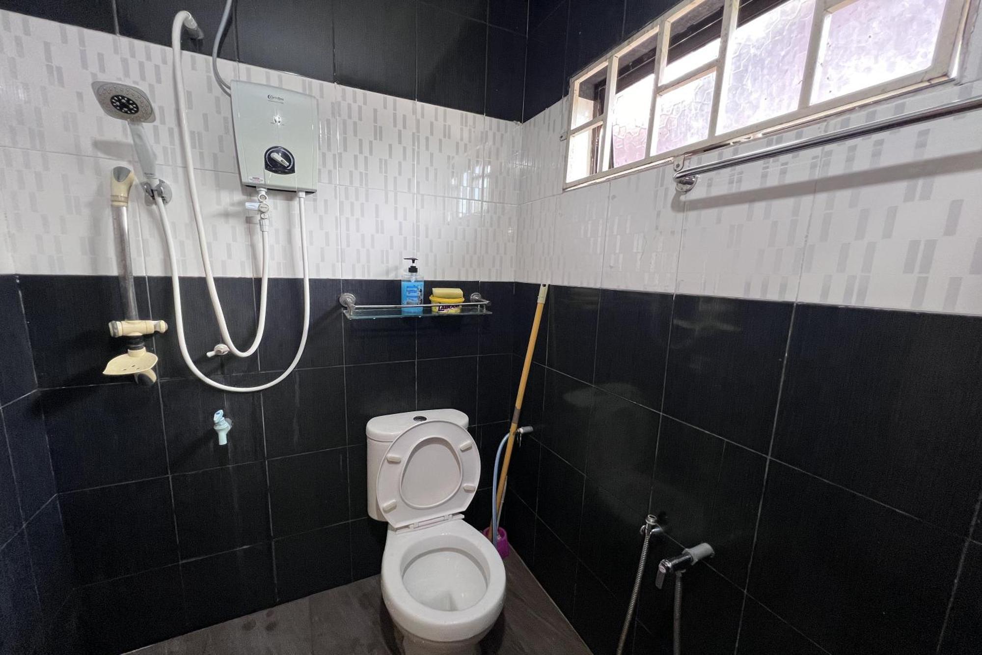 Nurbayu Chalet, Kemaman Kuantan Extérieur photo