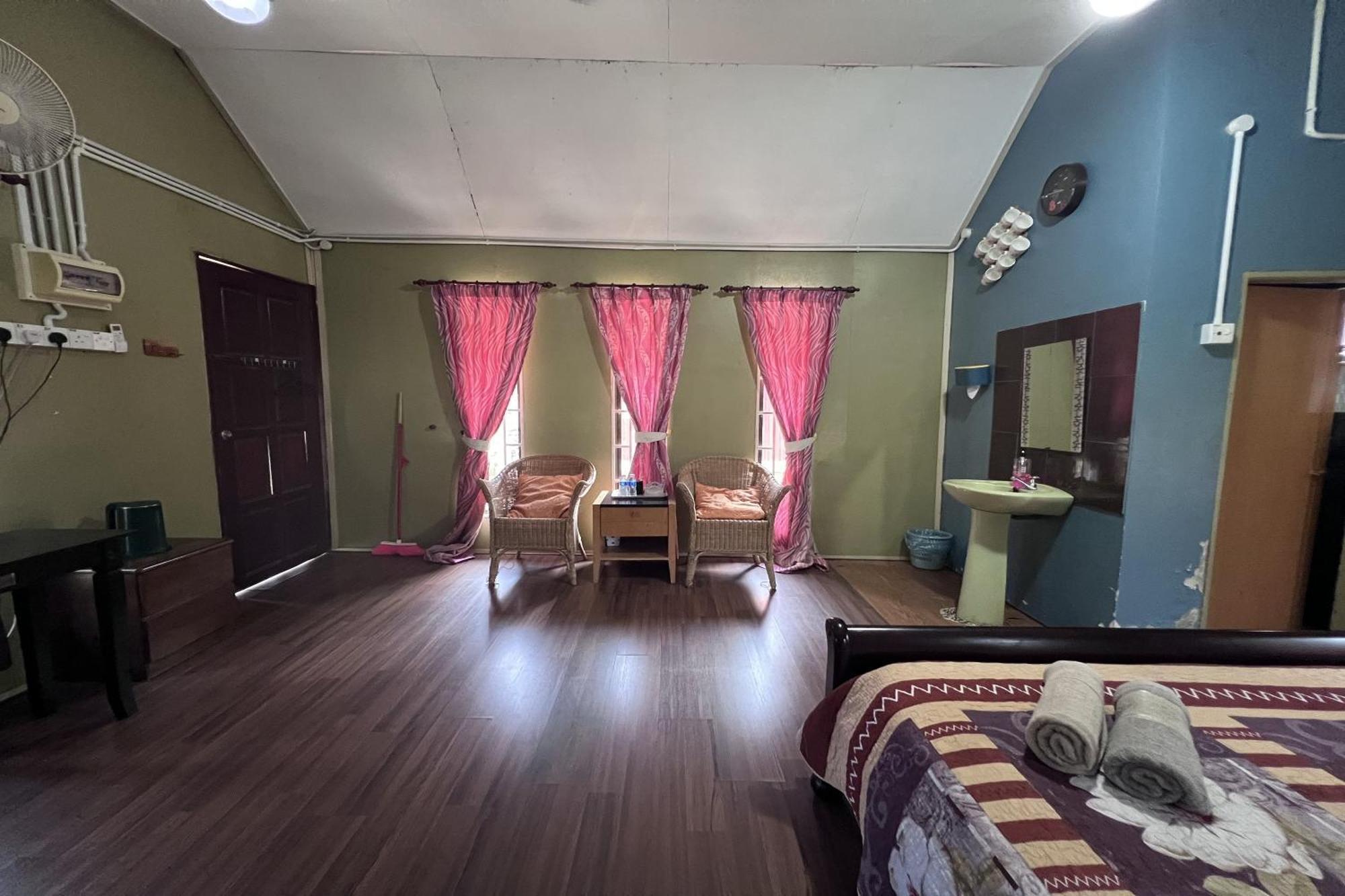 Nurbayu Chalet, Kemaman Kuantan Extérieur photo