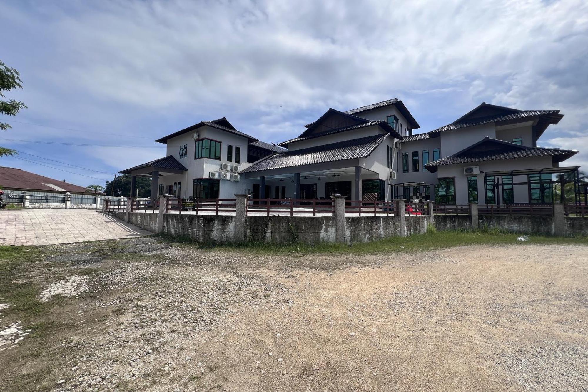 Nurbayu Chalet, Kemaman Kuantan Extérieur photo